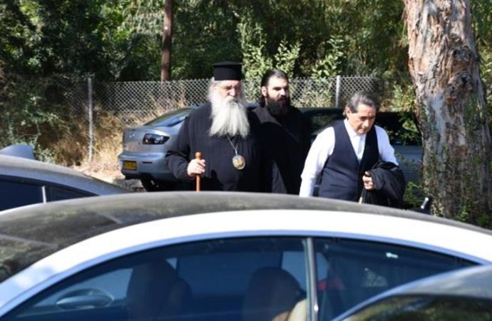 Μητροπολίτης Μόρφου: Ξανά στο εδώλιο για παραβίαση μέτρων Covid