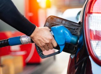 Καύσιμα: Μείωση φόρου από 4 Απριλίου – Έως 20 σεντ διαφορά στις τιμές