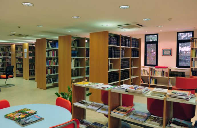 Εκδήλωση στη Λακατάμεια για την Ημέρα του Βιβλίου προς τιμήν του Ελευθέριου Πλουτάρχου